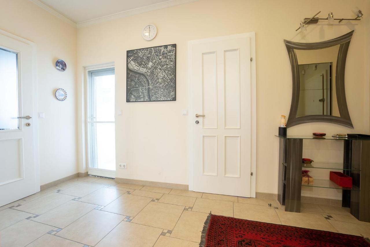 Apartment With A Balcony - 15 Min To City Center Vienna Exterior photo